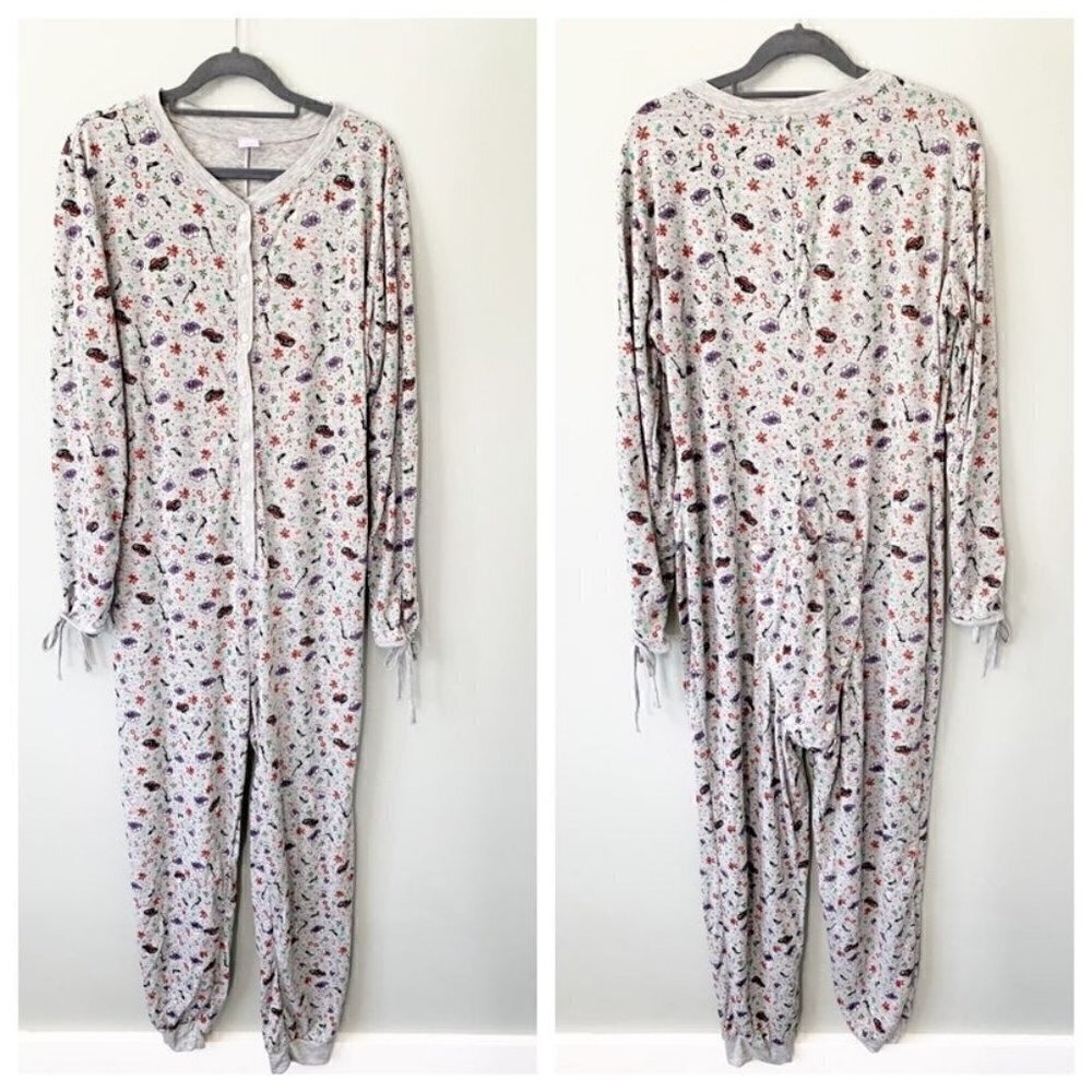 Savage X Fenty Women's Gray All Over Print Pajama Sleepwear‎ Long Sleeve